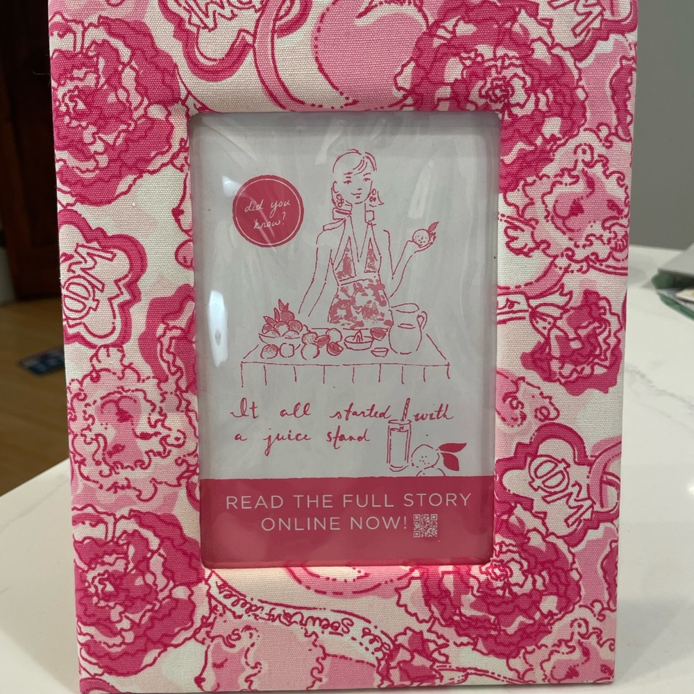 Lilly Pulitzer Phi Mu sorority Pink and White Picture Frame